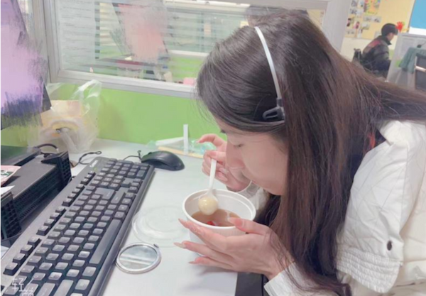 AI改图-图片1-600x417.png AI改图-图片1-600x417.png